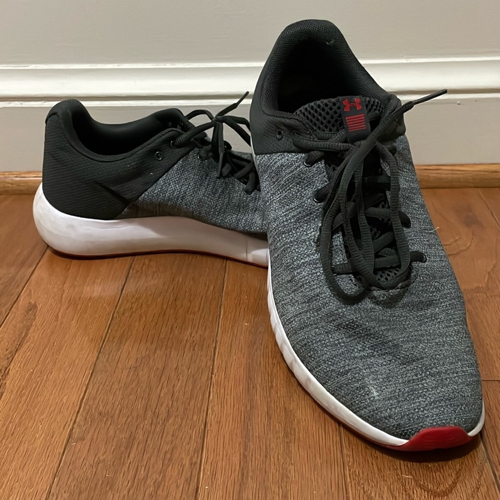Under Armour Mens shoes